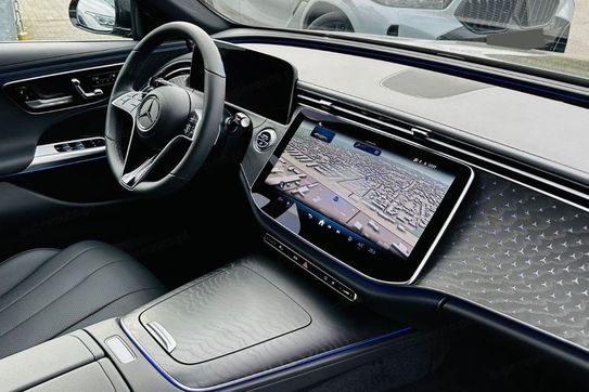 Mercedes E Klasa 220 d 4-Matic Exclusive