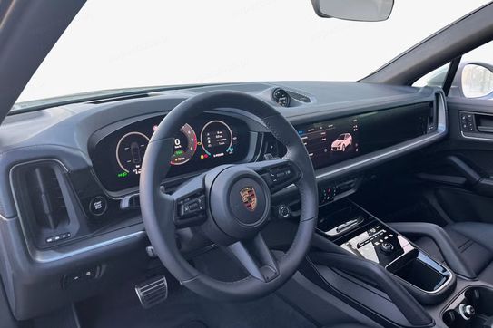 Porsche Cayenne Coupe S E-Hybrid PHEV Black Edition