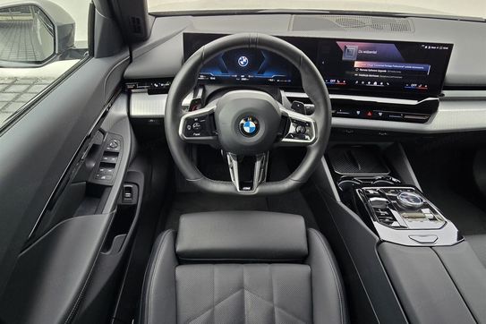 BMW Seria 5 520d xDrive M Sport