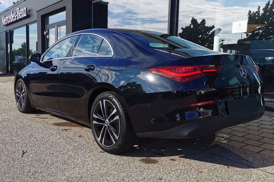 Mercedes CLA 200