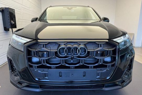 Audi Q7 55 TFSI e quattro S Line