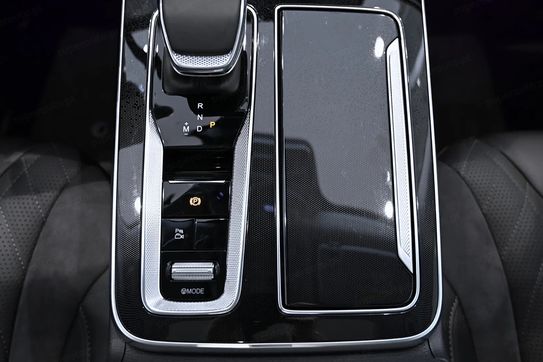 Hongqi HS5 2.0T AWD