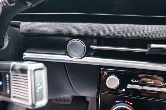 Hyundai Tucson 1.6 T-GDi HEV Smart 2WD aut