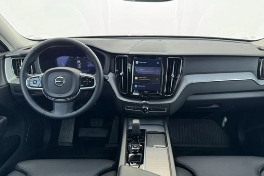 Volvo XC60 B5 B AWD Plus Dark