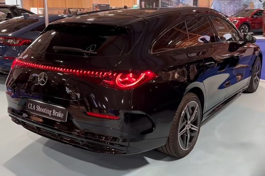 Mercedes CLA 250+ Shooting Brake AMG Line