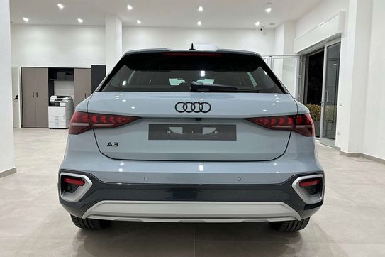 Audi A3 TFSI S tronic allstreet