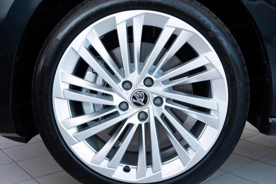 Skoda Superb L&K 2.0 TSI DSG 4x4