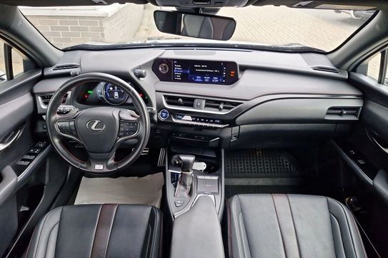 Lexus UX 2.0