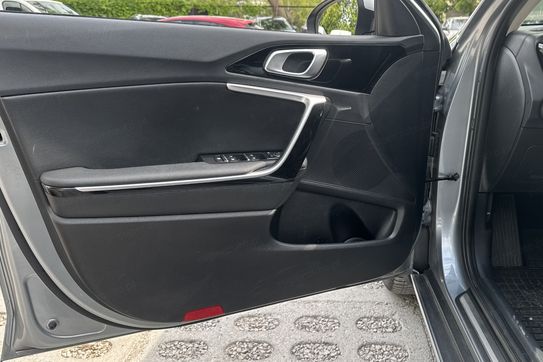 Kia XCeed L 1.5 T-GDI  DCT