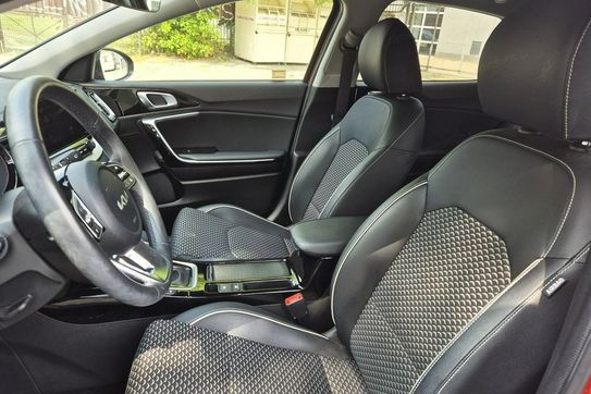 Kia XCeed 1.5 t-Gdi Business Line Dct