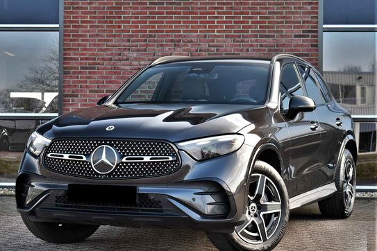 Mercedes GLC 200 4-Matic AMG Line
