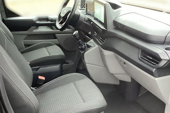 Ford Transit Custom Kombi M1 320 L2H1 Trend