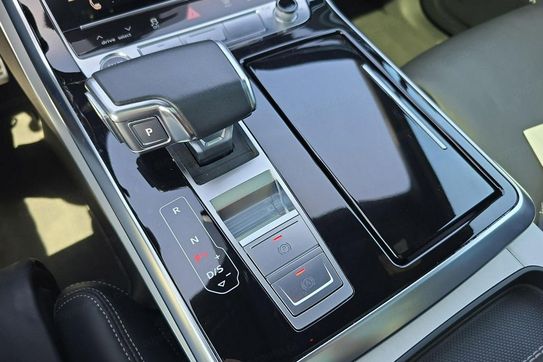 Audi Q7 50 TDI quattro S Line
