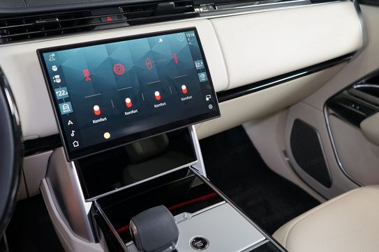 Land Rover Range Rover 4.4 V8 P530 Autobiography SWB