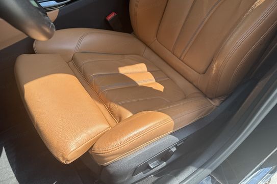 BMW Seria 5 520e Luxury Line