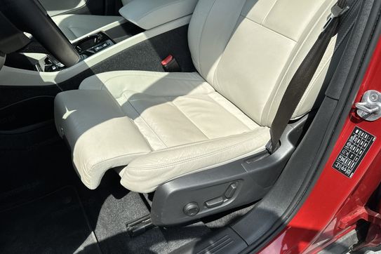 Volvo XC40 T5 Plug-In Hybrid Plus Bright