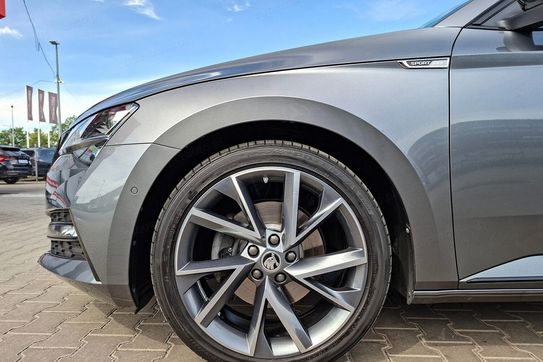 Skoda Superb 2.0 TDI SCR 4x4 Sportline DSG
