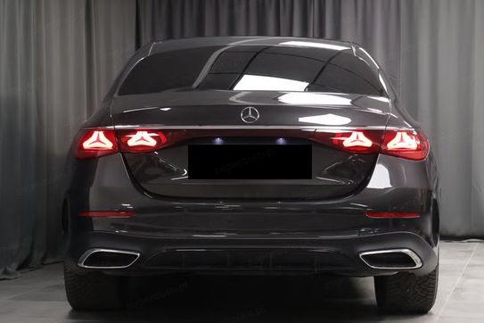 Mercedes Klasa E 220 d 4-Matic AMG