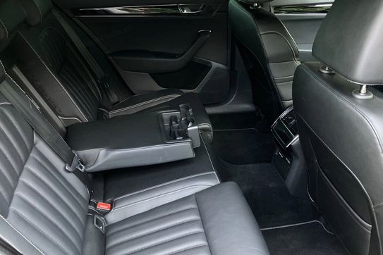 Skoda Superb 2.0 TDI SCR 4x4 L&K DSG