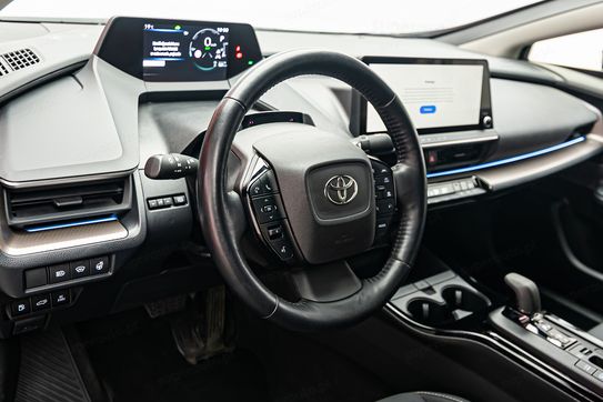 Toyota Prius 2.0 Plug-in Hybrid Prestige
