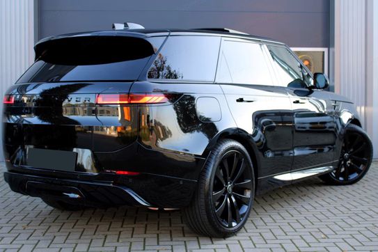 Land Rover Range Rover Sport D300 Dynamic HSE