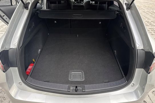 Toyota Corolla Active 1.8 Hybrid