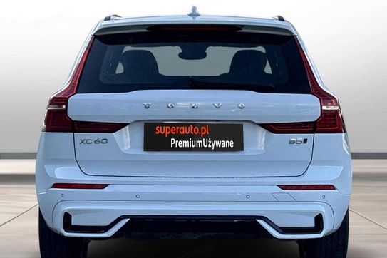 Volvo XC60 B5 B AWD R-Design