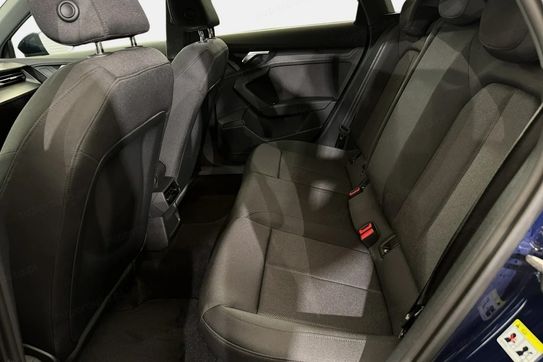 Audi A3 35 TFSI mHEV S tronic