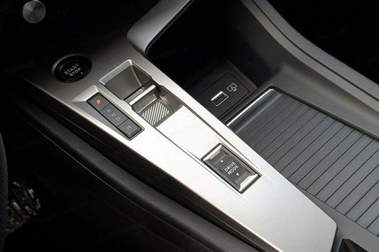 Peugeot 408 GT S&S e-DCS6 1.2 PureTech mHEV