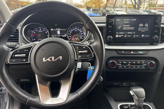 Kia Ceed M 1.5 T-GDI  DCT