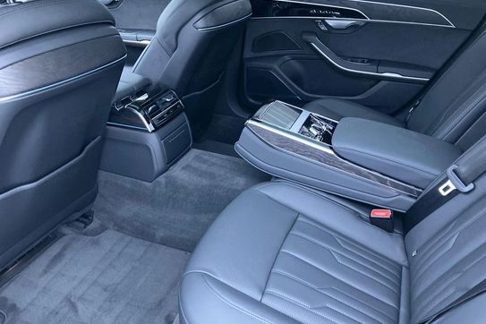 Audi A8 L 55 TFSI mHEV Quattro Tiptr.