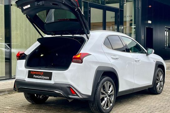 Lexus UX 250h F Sport Design 2WD