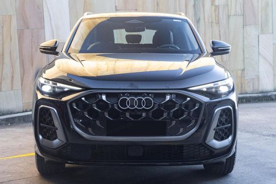 Audi Q5 e-Hybrid quattro S line