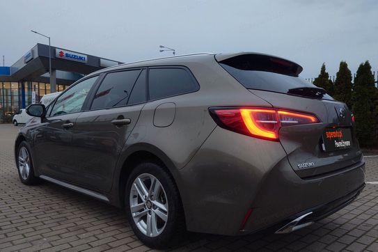 Suzuki Swace 1.8 Hybrid Premium Plus CVT