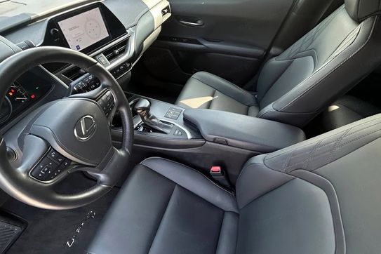 Lexus UX 250h GPF F Sport Design 2WD