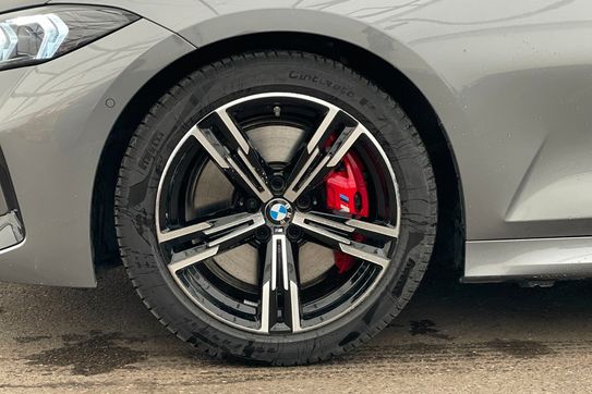 BMW Seria 3 320d xDrive M Sport