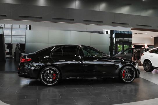Mercedes Klasa E AMG 53 4Matic+ Hybrid