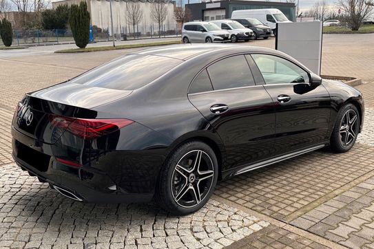 Mercedes CLA 250 e AMG Line