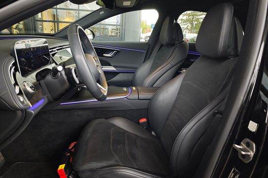 Mercedes Klasa E 220 d Mhev 4-Matic Amg 9G-Tronic