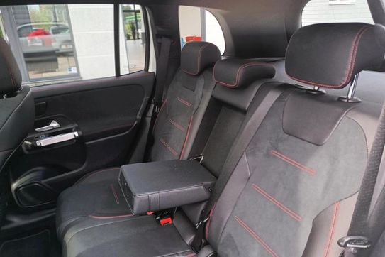 Mercedes GLB 200 mHEV AMG Line 7G-DCT