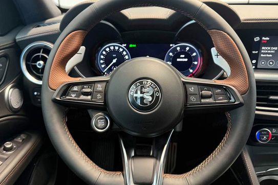 Alfa Romeo Stelvio 2.0 Turbo Intensa Q4