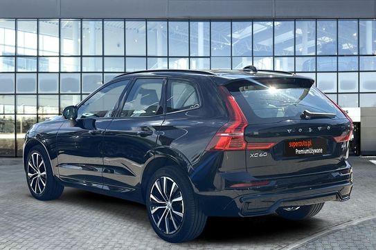 Volvo XC60 B4 D AWD Momentum Pro