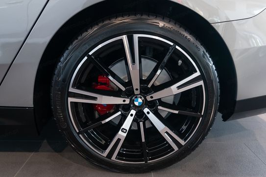 BMW Seria 5 520d xDrive M Sport
