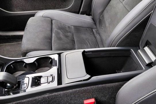 Volvo XC40 B4 B AWD Plus Dark