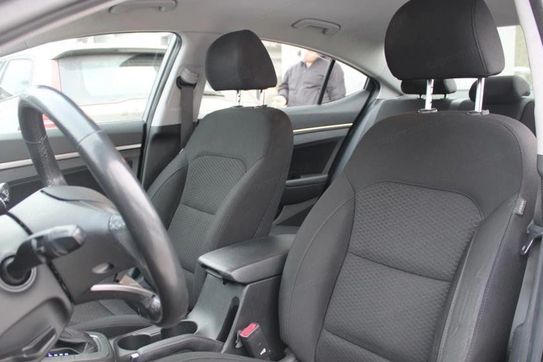 Hyundai Elantra 1.6 MPI Comfort