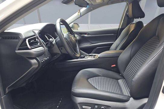 Toyota Camry 2.5 Hybrid Prestige