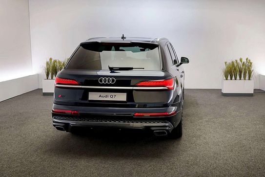 Audi Q7 50 TDI quattro S Line