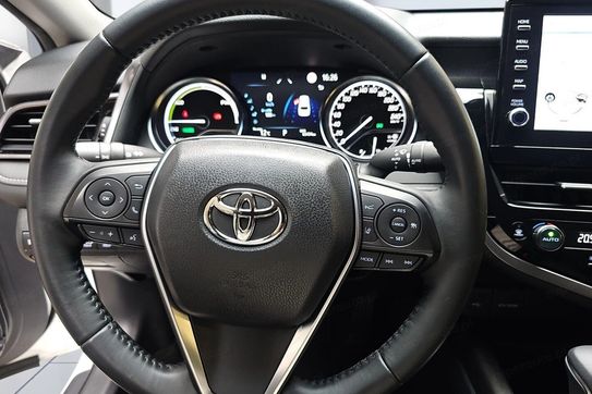 Toyota Camry 2.5 Hybrid Prestige Cvt