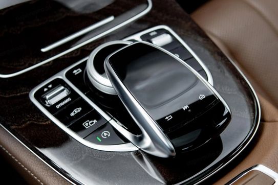 Mercedes Klasa E 220 d 9G-Tronic Exclusive