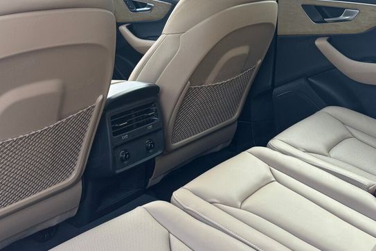 Audi Q7 TDI quattro S Line